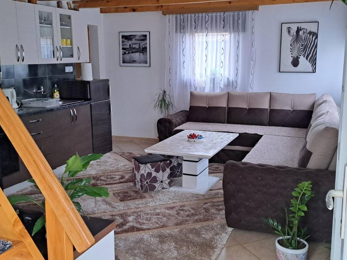 Kuca Za Odmor Susnjar Villa Ripac Ngoại thất bức ảnh