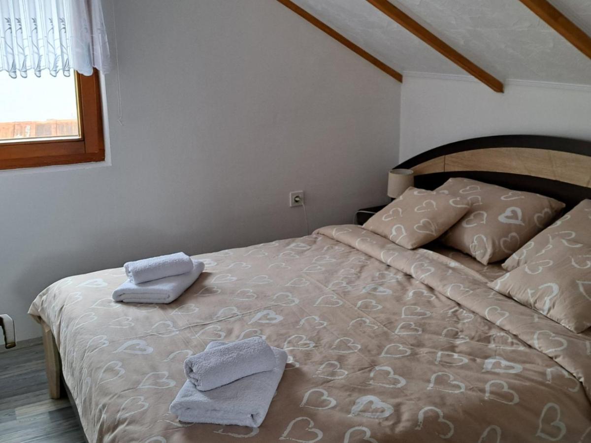 Kuca Za Odmor Susnjar Villa Ripac Ngoại thất bức ảnh