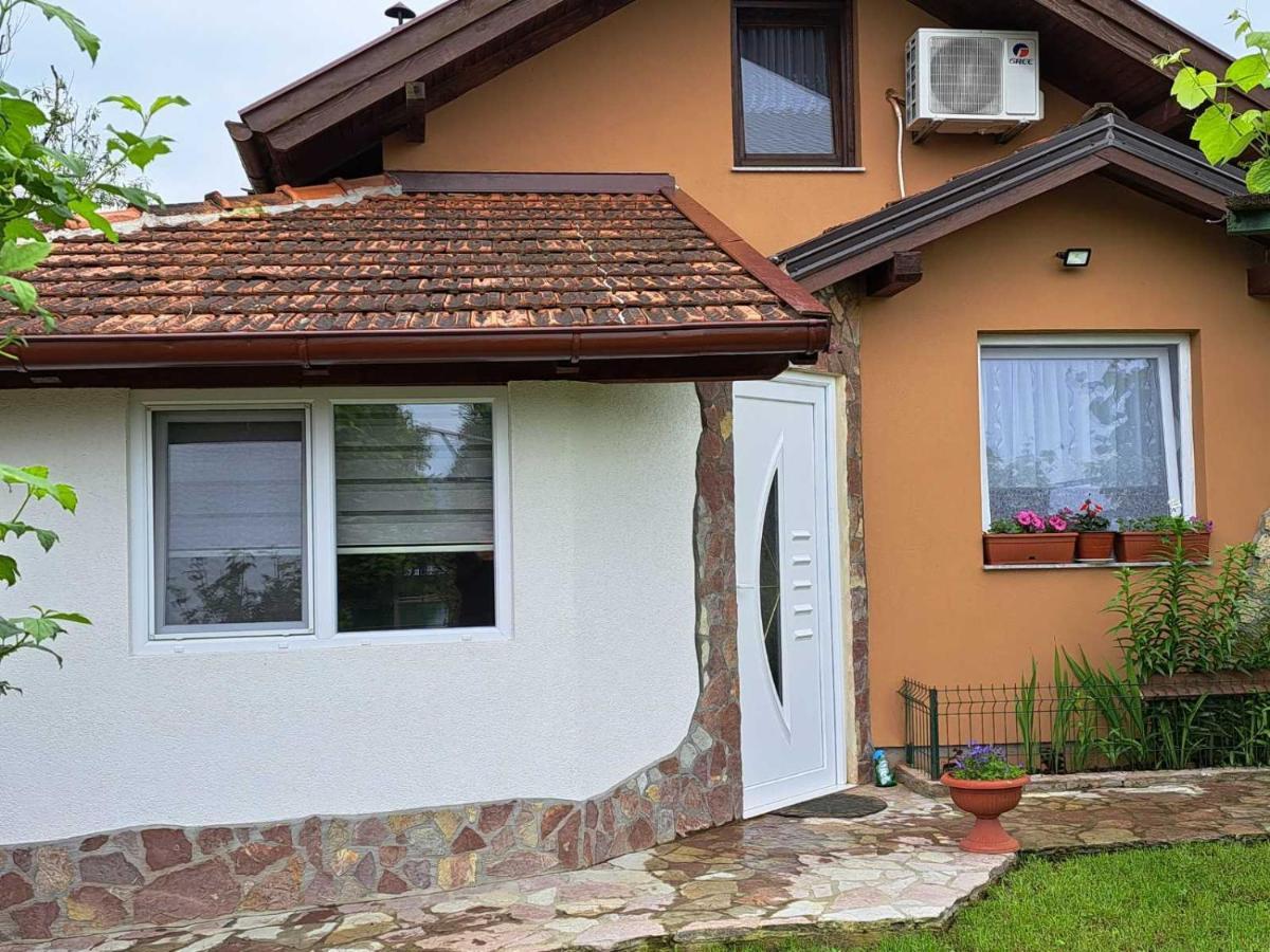 Kuca Za Odmor Susnjar Villa Ripac Ngoại thất bức ảnh