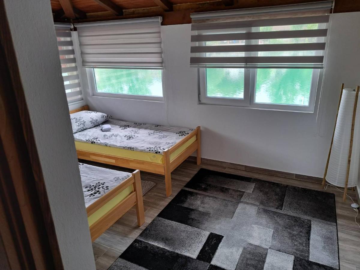 Kuca Za Odmor Susnjar Villa Ripac Ngoại thất bức ảnh
